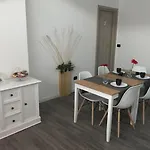 Alojamento de Acomodação e Pequeno-almoço Raya 28 3*