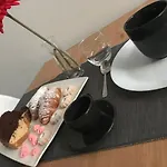 Raya 28 Alojamento de Acomodação e Pequeno-almoço Bari