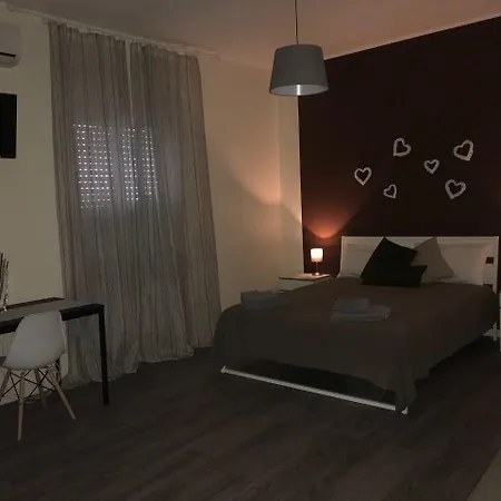 Raya 28 Panzió Bari