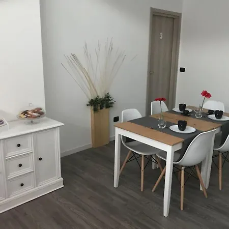 Bed & Breakfast Raya 28 3*