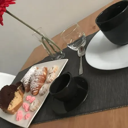 Raya 28 Panzió Bari